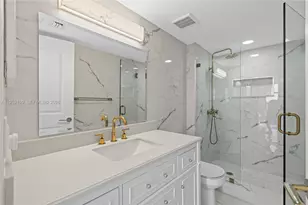 3500 Mystic Pointe Dr, Aventura, FL 33180 - Photo 14