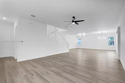 4422 SW 122nd Way, Davie, FL 33330 - Photo 6