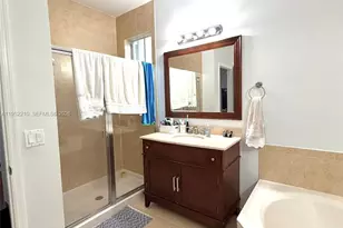 10780 NW 74th Ln, Doral, FL 33178 - Photo 48