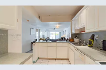 79901 Overseas Higway #204, Islamorada, FL 33036 - Photo 4