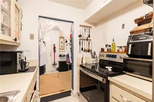 9490 SW 77th Ave, Miami, FL 33156 - Photo 10