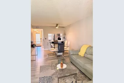 10405 Sunrise Lakes Blvd #202, Sunrise, FL 33322 - Photo 8