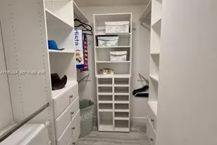 10405 Sunrise Lakes Blvd, Sunrise, FL 33322 - Photo 20