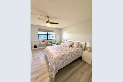 10405 Sunrise Lakes Blvd #202, Sunrise, FL 33322 - Photo 16