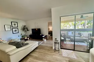 8810 SW 123rd Ct, Miami, FL 33186 - Photo 4