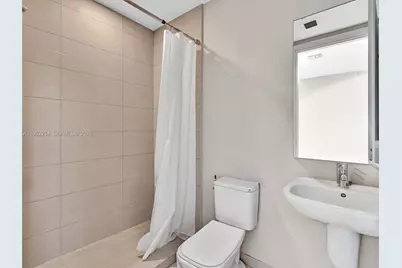 3300 NE 188th St #718, Aventura, FL 33180 - Photo 42