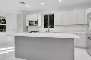 12608 SW 121st Ave, Miami, FL 33186 - Photo 6