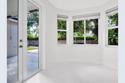 12608 SW 121st Ave, Miami, FL 33186 - Photo 4