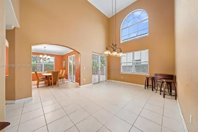 5902 SW 166th Ct, Miami, FL 33193 - Photo 10