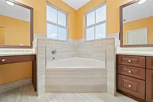 5902 SW 166th Ct, Miami, FL 33193 - Photo 32