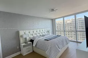 1750 N Bayshore Dr, Miami, FL 33132 - Photo 8