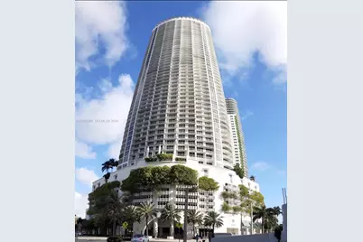 1750 N Bayshore Dr #5401, Miami, FL 33132 - Photo 2