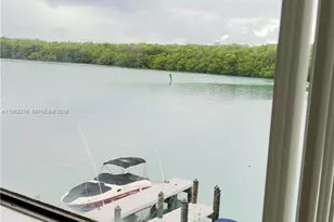 456 Poinciana Island Dr, Sunny Isles Beach, FL 33160 - Photo 32