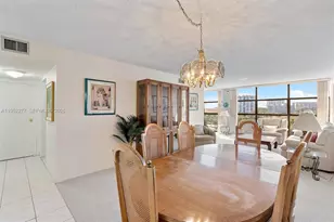 600 Parkview Dr, Hallandale Beach, FL 33009 - Photo 6