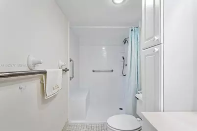 600 Parkview Dr #601, Hallandale Beach, FL 33009 - Photo 30