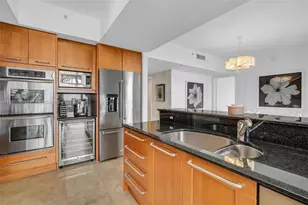 333 Las Olas Way, Fort Lauderdale, FL 33301 - Photo 10