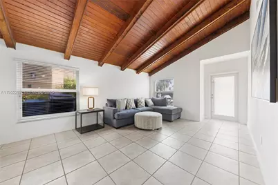 [Address not provided], Miami, FL 33172 - Photo 4