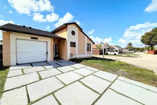 1100 SW 109th Ave, Pembroke Pines, FL 33025 - Photo 1