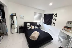 1100 SW 109th Ave, Pembroke Pines, FL 33025 - Photo 14