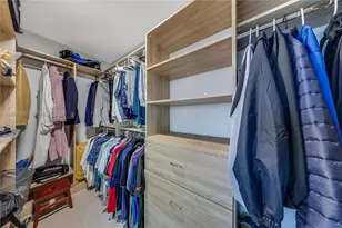 16385 Biscayne Blvd, North Miami Beach, FL 33160 - Photo 18