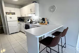 710 Washington Ave, Miami Beach, FL 33139 - Photo 6