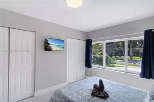 1245 Garfield St, Hollywood, FL 33019 - Photo 10