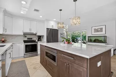 2910 NE 52nd St, Fort Lauderdale, FL 33308 - Photo 28