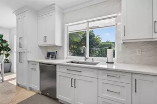 2910 NE 52nd St, Fort Lauderdale, FL 33308 - Photo 26