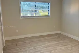 5490 W 21st Ct, Hialeah, FL 33016 - Photo 6