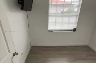 12202 SW 216th St, Miami, FL 33170 - Photo 16