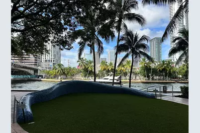 185 SW 7th St #3704, Miami, FL 33130 - Photo 38