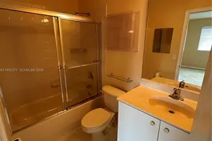 2718 SW 82nd Ave, Miramar, FL 33025 - Photo 6