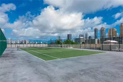 301 174th St #1018, Sunny Isles Beach, FL 33160 - Photo 46