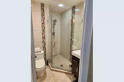 5100 NW 35th St #101, Lauderdale Lakes, FL 33319 - Photo 10