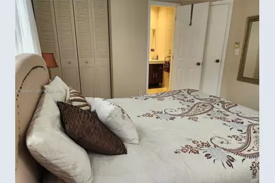 5100 NW 35th St #101, Lauderdale Lakes, FL 33319 - Photo 14