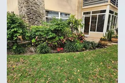 5100 NW 35th St #101, Lauderdale Lakes, FL 33319 - Photo 22