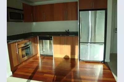 300 S Biscayne Blvd #T-3009, Miami, FL 33131 - Photo 4
