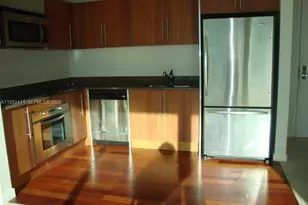 300 S Biscayne Blvd, Miami, FL 33131 - Photo 4