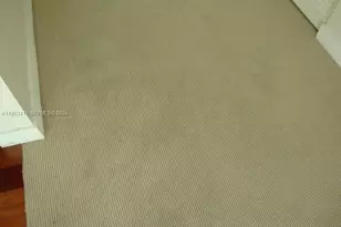 300 S Biscayne Blvd, Miami, FL 33131 - Photo 12