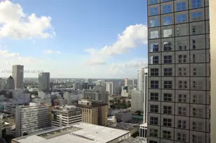 300 S Biscayne Blvd, Miami, FL 33131 - Photo 16