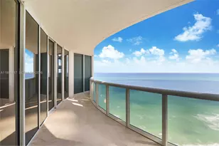 17201 Collins Ave+den, Sunny Isles Beach, FL 33160 - Photo 22