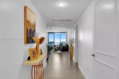 1800 S Ocean Dr #2208, Hallandale Beach, FL 33009 - Photo 2