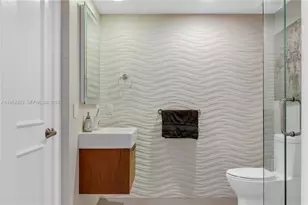 1800 S Ocean Dr, Hallandale Beach, FL 33009 - Photo 16