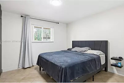 560 NW 82nd Pl #306, Miami, FL 33126 - Photo 34