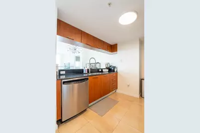 1800 N Bayshore Dr #1803, Miami, FL 33132 - Photo 4
