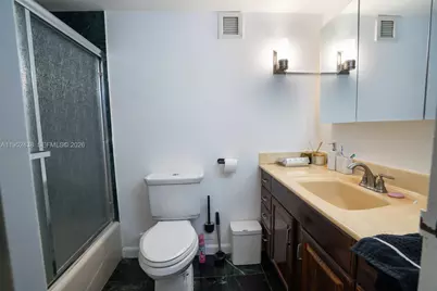 2101 Atlantic Shores Blvd #120, Hallandale Beach, FL 33009 - Photo 10