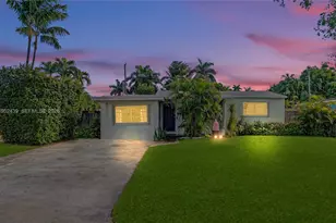 1105 N 31st Ct, Hollywood, FL 33021 - Photo 2