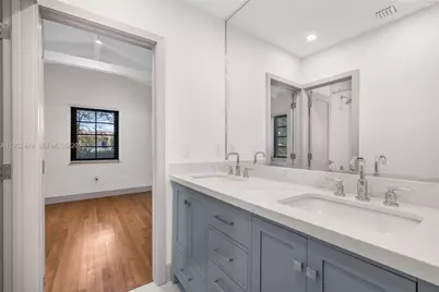 3519 Toledo St, Coral Gables, FL 33134 - Photo 10