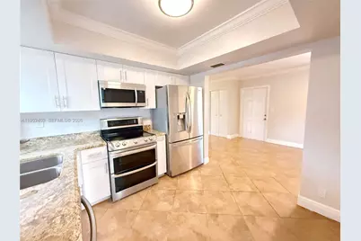 6360 SW 9th Pl, North Lauderdale, FL 33068 - Photo 12