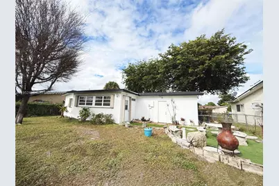 6360 SW 9th Pl, North Lauderdale, FL 33068 - Photo 28